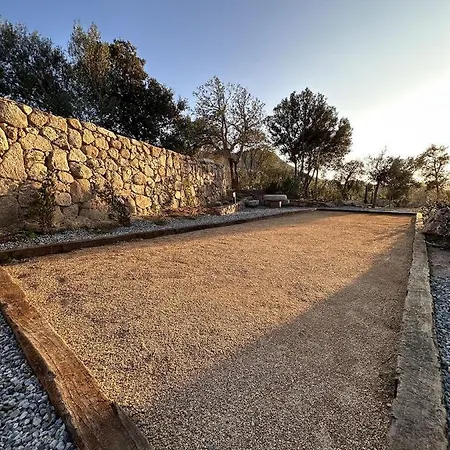 Le Hameau ホテル フィガリ